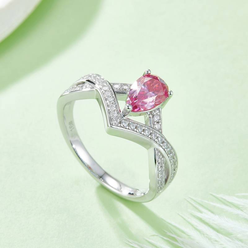 V字锁爱水滴S925银镀白金彩色MoissaniteWomen's Ring1ctD级